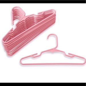 COPY - Plastic Children's 10-count Clothes Hangers in Pink